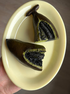 Black Sesame Bretzel