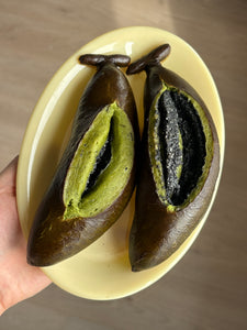 Black Sesame Bretzel